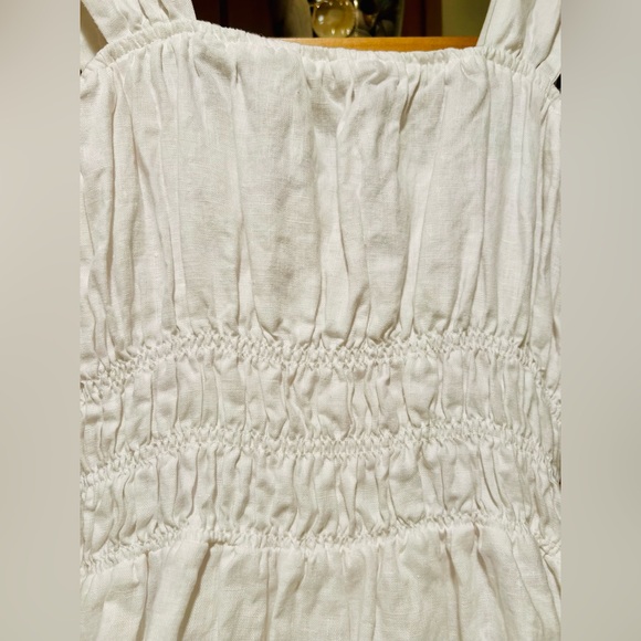 White linen dress - Picture 4 of 6